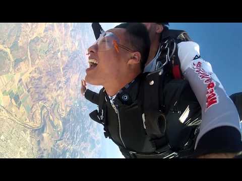 Rocky Chen SKYDIVES