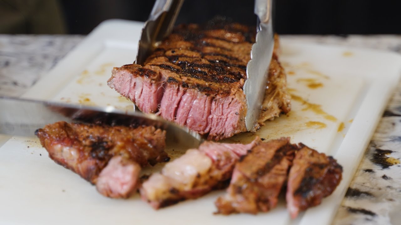 Grilling the Perfect Steak on the Big Green Egg | Backyard BBQ with Bob