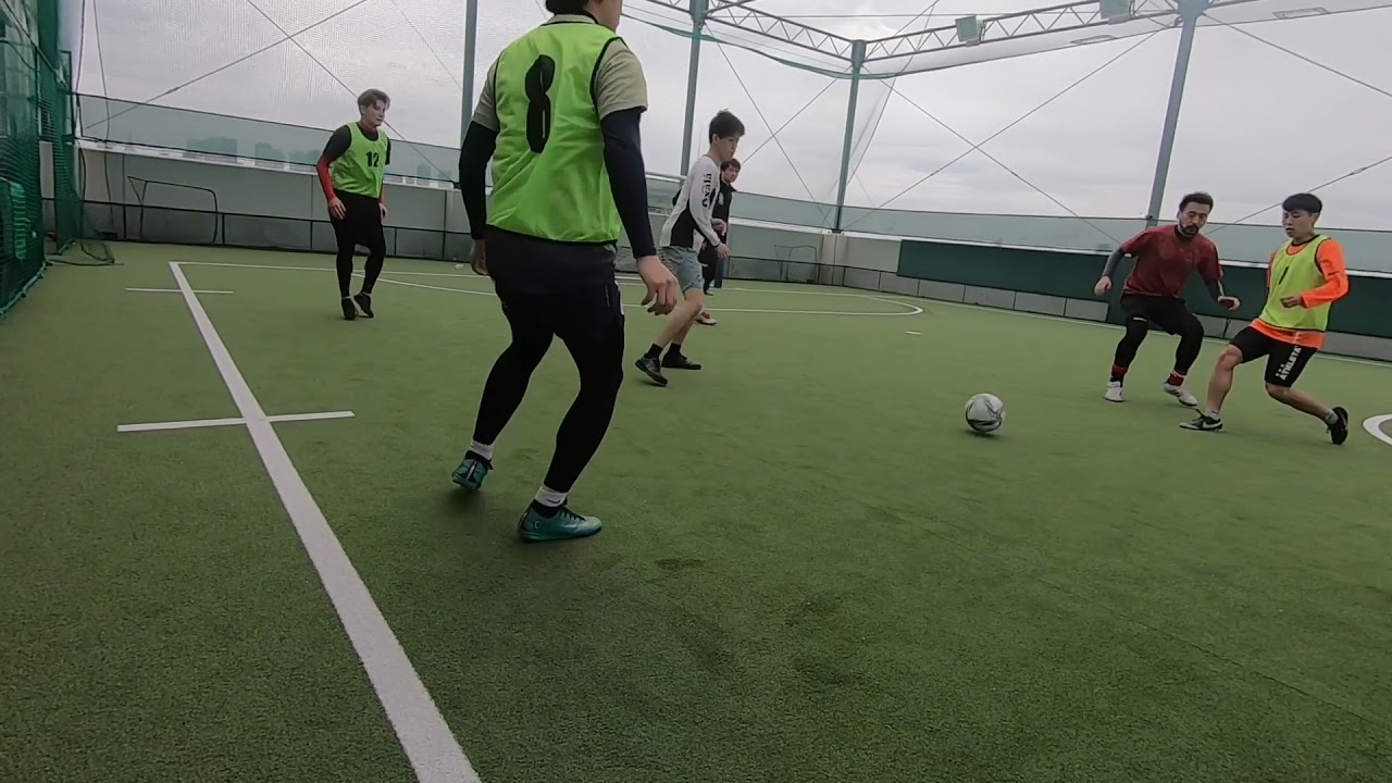 個サルのボニータ グランドオープン 落合南長崎に遂に進出 天候にも恵まれ最高なフットサル日和に ボンフィン落合南長崎 21 4 4 10 00 Youtube