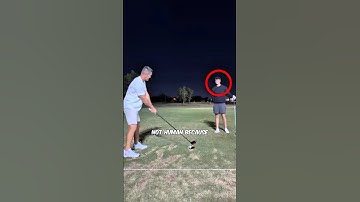 Een golfbal vangen op volle snelheid💀(@brysondechambeau)