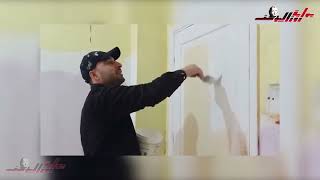 المطرب النقاش.. 