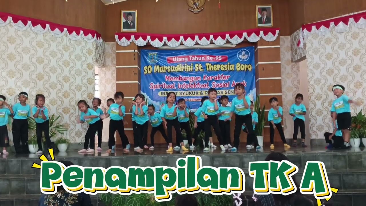 PENAMPILAN PENTAS HUT SD MARSUDIRINI DARI ANAK ANAK KB TK MARSUDIRINI BORO 