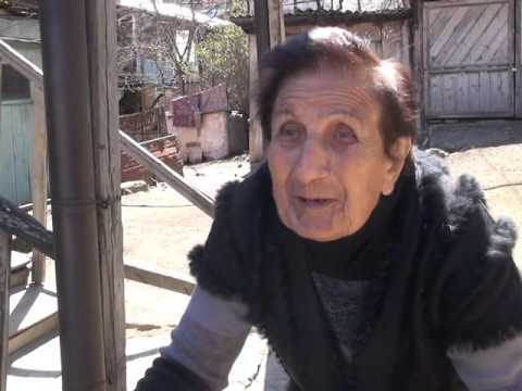 ბორჯომში, აღმაშენებლის ქუჩაზე მცხოვრებლები სახურავის გადახურვას ითხოვენ