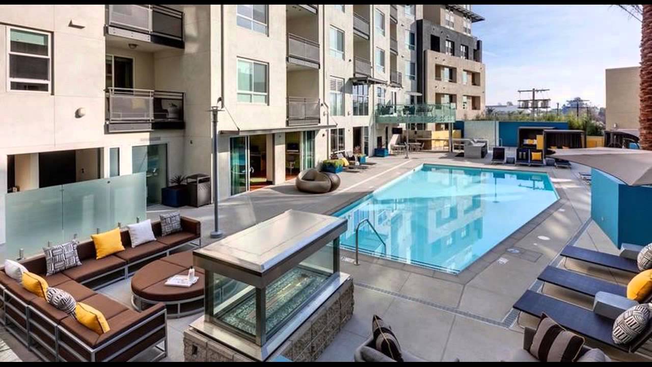 Apartment Luxury two bedrooms near the Grove, Los Angeles, USA.wmv
