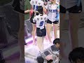 야구장에서 머리 감는 치어리더 장유진 07년생 막내 KT위즈 워터밤 김한슬 치어리더 선배 4K Shorts 야구장에서 머리 감는 치어리더 장유진 07년생 막내 KT위즈 워터밤 김한슬 치어리더 선배 4K Shorts