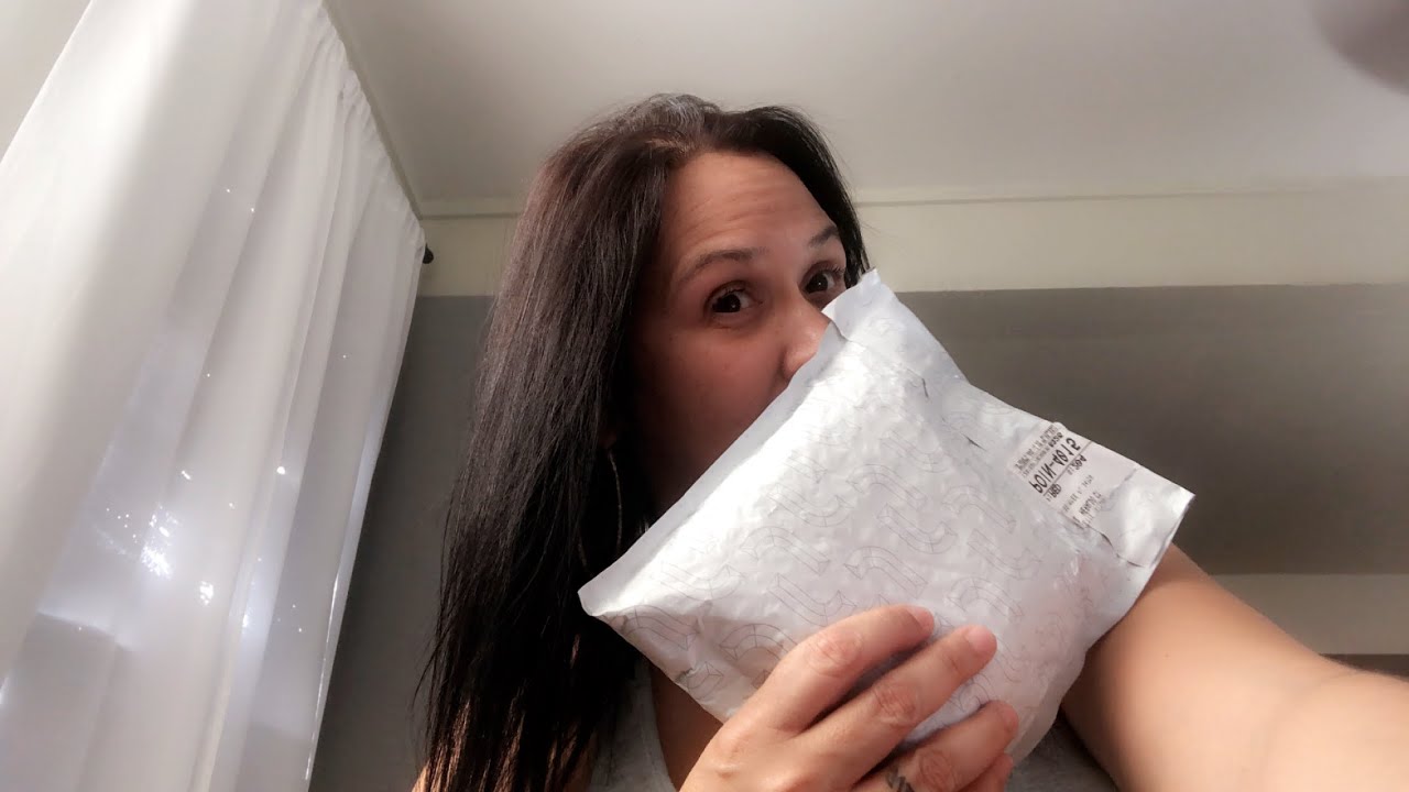 Jaclyn Hill Cosmetics Nude Tease Trio Mini Review & Swatches