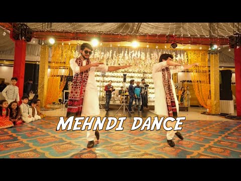 Dil Kay Isharay  Dance Performance on Pakistani Wedding  thevenenum