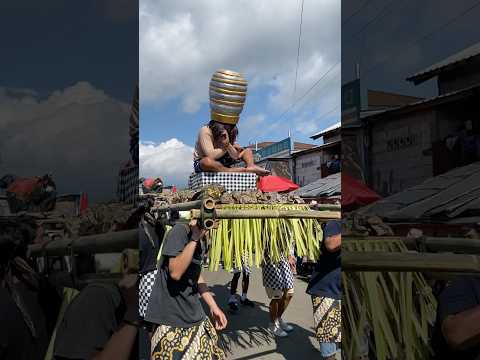 Ogoh Ogoh Manusia Tolak Tunggul Karnaval Agustus Ogohogoh 
