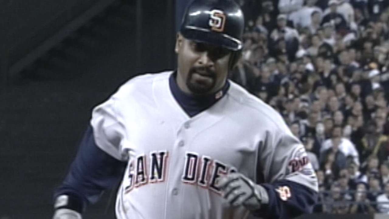 WS1998 Gm1: Vaughn homers twice off Wells in Game 1 