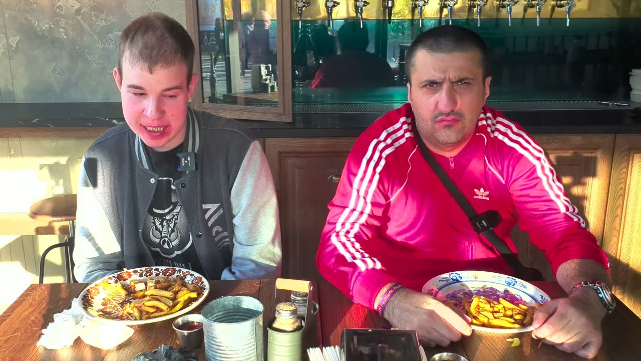 Łukasz Demon Burger 16 MLN vs Czerwony Pingwin Dziki Jakub