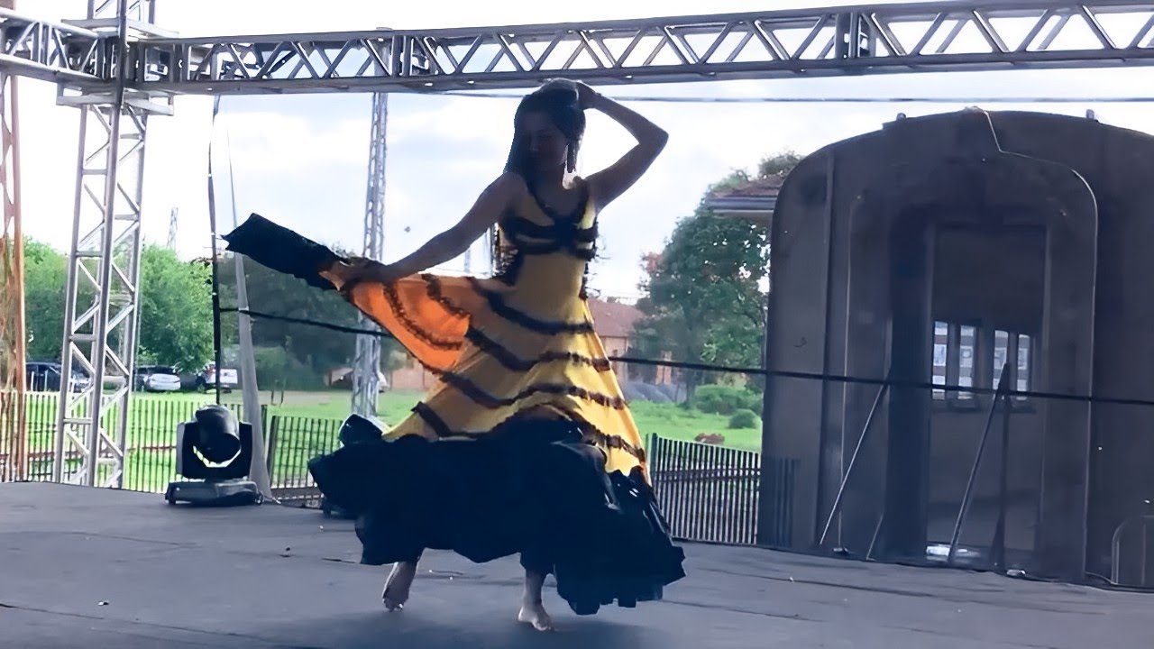 Dança Cigana ( Mulher Rendeira vs Furia Gitana ) - Mercado Místico