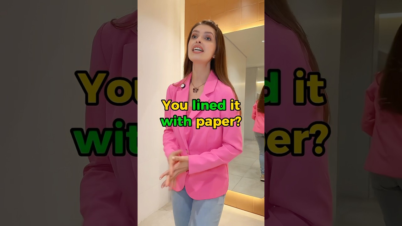 Public bathrooms 🚽  