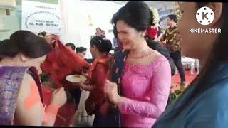 Pasahat Ulos Holong sian Parboru Natuna Batak