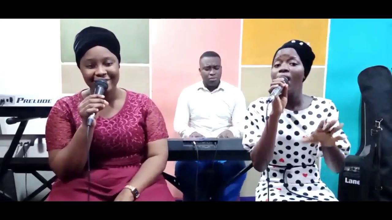 TRÔNE DE LA GRÂCE/ WORSHIP/ PAUL/ MILKA/ ABIGAIL/ RAPHAEL - YouTube