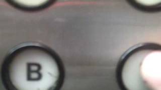 Westinghouse Hydraulic Lift @ MAcy's in Boston,MA.AVI