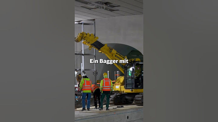 Stuttgart 21: Aufzugsschächte in der Bahnsteighalle des künftigen Stuttgarter Hauptbahnhofs
