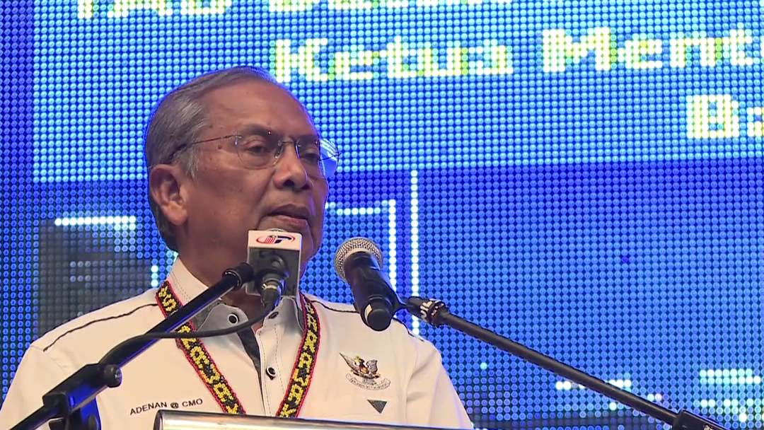 Leader-with-people session-Petra Jaya