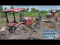 รถไถติดหล่มกู้ด้วยการไต่โซ่ โดยช่างเอี๋ยวไฟเลี้ยวซิ่ง 0821351392 Tractor stuck in the mud | Che Chef