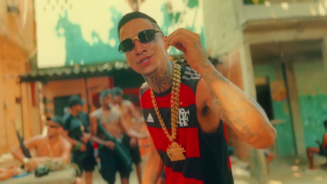 Watch Vielas e Becos - Mc Pedro rs (prod.Muck) on YouTube Watch Vielas e Becos - Mc Pedro rs (prod.Muck) on YouTube