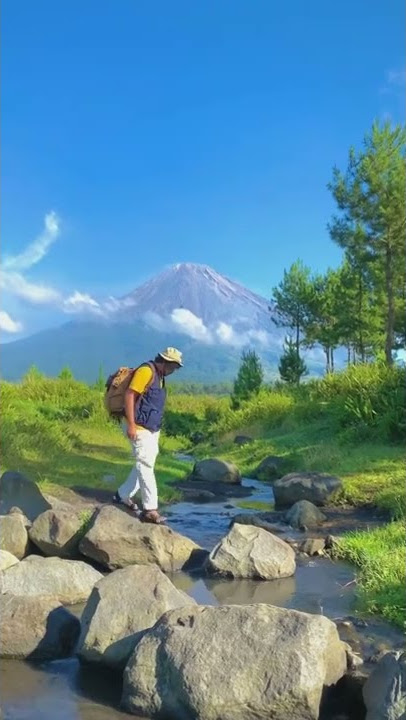 LAGI LIHAT INDAHNYA PEGUNUNGAN SIANG HARI | HALU STORY #shorts  #storyhalu #storyig #storywa