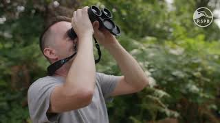 What do binoculars numbers mean?