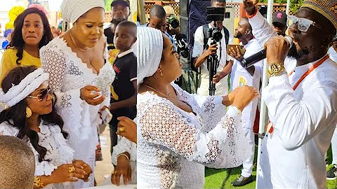Toyin Abraham, Iyabo Ojo  Make Money Rain At Actress Nkechi Blessing Mum's Burial