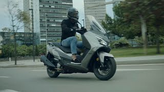 SYM Joymax Z 300 - Todo lo que necesitas en un GT