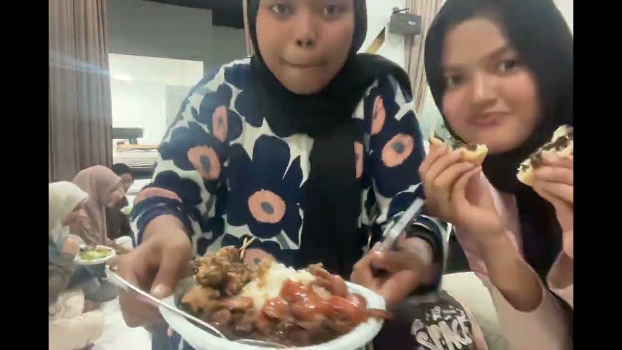 mamm!!! [tahun baru as ribonukleat pt.3]