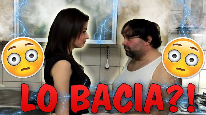RAGAZZA BACIA UN CESSO PER 500 EURO! - PARODIA