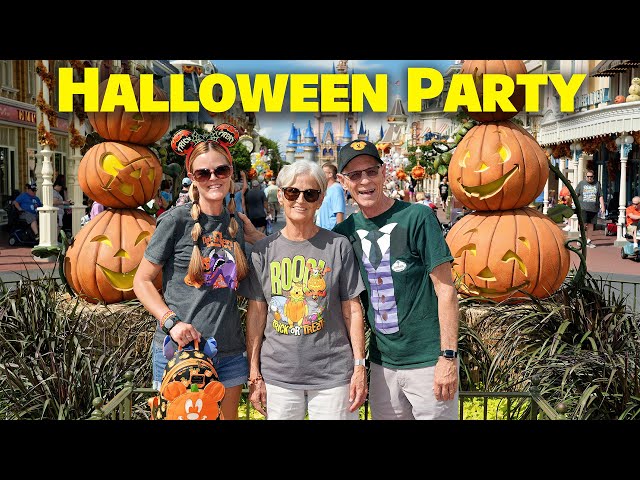 Trying Lots of Disney's Halloween Party Exclusive Treats & More