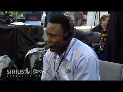 Barry Sanders Explains Adrian Peterson's Decline o...