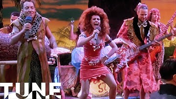 Bedrock Twitch by the B52s | The Flintstones (1994) | TUNE