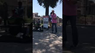 Lampa Faly In Rome Italy