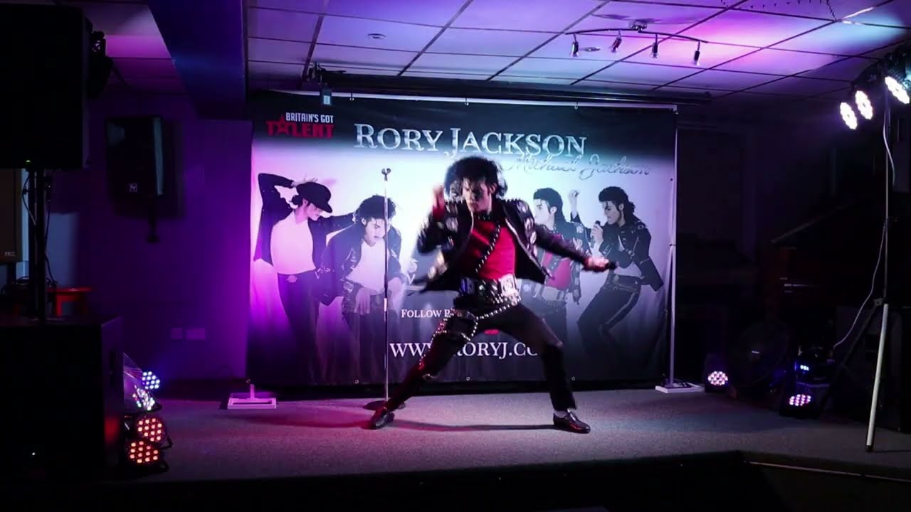 Rory Jackson as Michael Jackson | Wanna Be Starting Something live | 6th March 2026