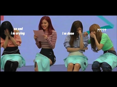 Jisoo and Rosè reading boombayah & playing with fire #blackpink