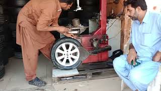 🧑‍🔧Wajid tyre shop 😯 tyre puncture 👍