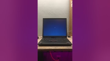 IBM ThinkPad T23 Startup