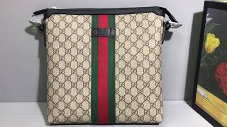 Gucci web GG Supreme messenger bag