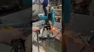 Karyola için demir kesimi #ahşapev #inşaat #marangoz #carpenter #masif #wood #woodworking