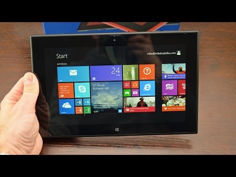 Nokia Lumia 2520: Unboxing & Review