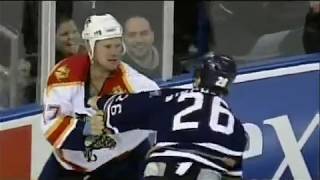 Chris Gratton vs Brad Winchester