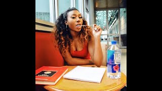 Famous Noelle Robinson Net Worth