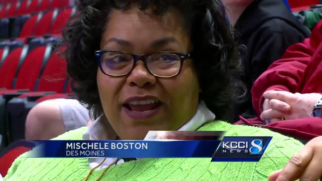 Basketball fans experience March Madness for free YouTube