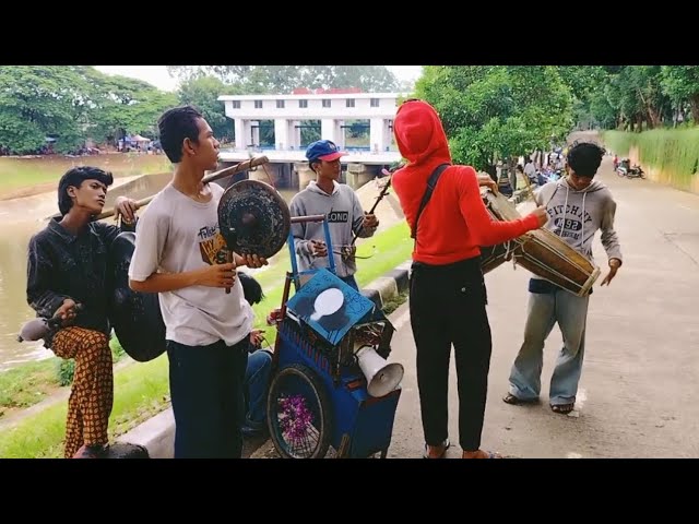 NEMU 🎶 - Ondel Ondel Betawi class=