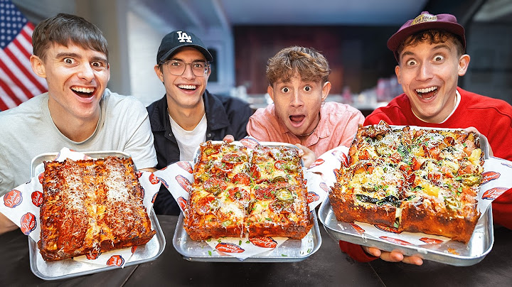 British College Students try Detroit Pizza!