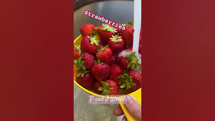 Strawberries 🍓 #shorts #fruitscutting #summer #food #fruitsnameinenglish - DayDayNews