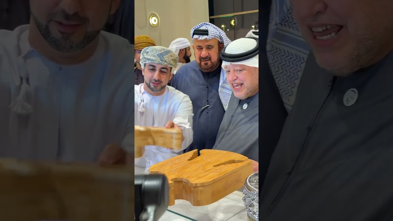 حظور معالي الدكتور الشيخ سعيد بن طحنون آل نهيان حفل افتتاح حلوى السيفي لاول مره في الامارات