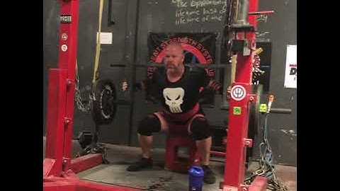 Safety Squat Bar Box Squats w/Chains