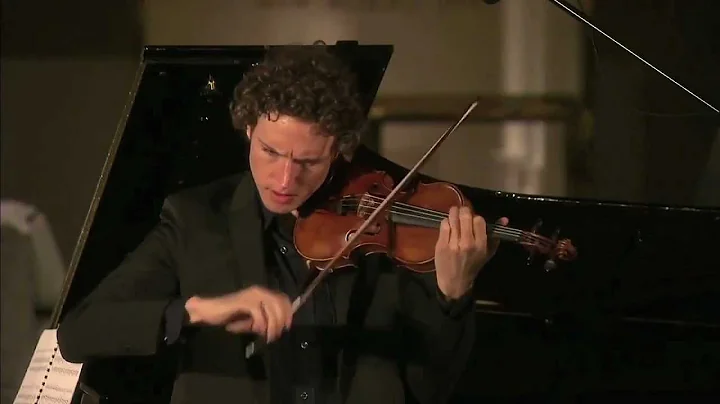 Tim Fain plays Philip Glass' "EINSTEIN ON THE BEAC...