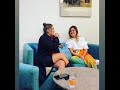 KAROL G LE HACE UNA BROMA A SU HERMANA MENOR ( YESSICA )